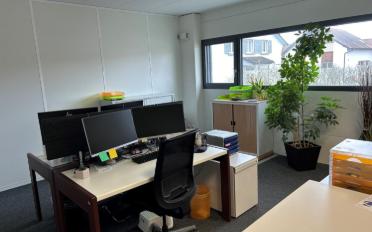 Bureau 6 pièces - image - 6