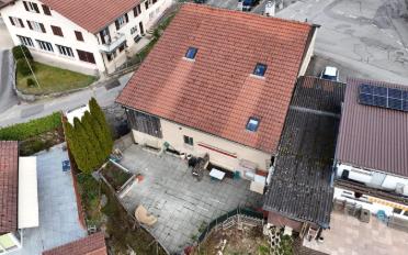 Einfamilienhaus 10.5 Zimmer - image - 4