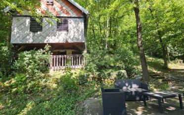 Mixed use property - image - 2