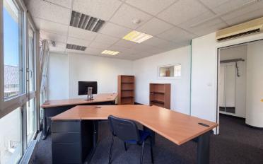 Bureau - image - 6