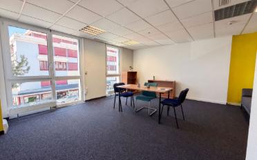 Bureau - image - 12