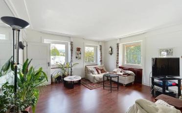 Maison 8 pièces - image - 3