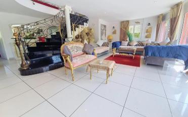 Villa 7.5 rooms - image - 4