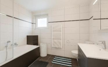 Gemischt genutzte Immobilie 11.5 Zimmer - image - 8