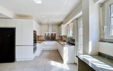 Einfamilienhaus 6.5 Zimmer - image - 4