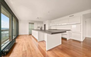 Apartment 9 rooms - image - 8