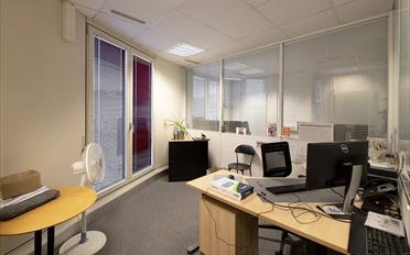 Commercial - image - 5