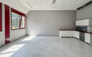 Commercial - image - 4