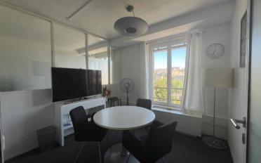 Bureau - image - 9