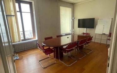 Bureau - image - 2