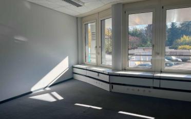 Office - image - 5