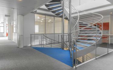 Commercial - image - 3