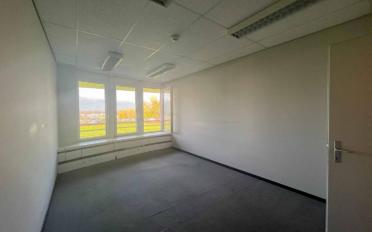 Office - image - 3
