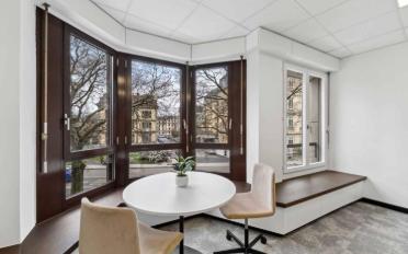Office - image - 10