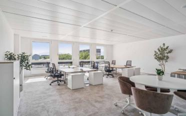 Bureau - image - 1