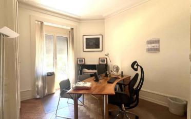 Office - image - 4