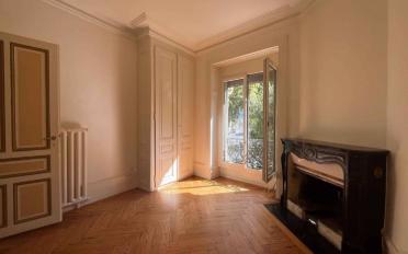 Office - image - 5