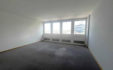 Office - image - 7