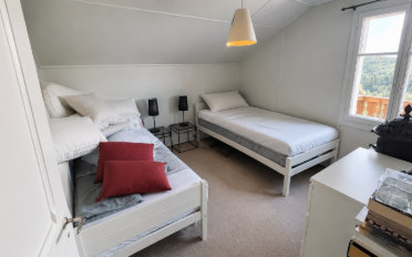 Residential building 15.5 rooms - image - 13