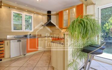 Bifamiliar house 6.5 rooms - image - 6