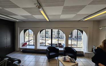 Bureau - image - 1
