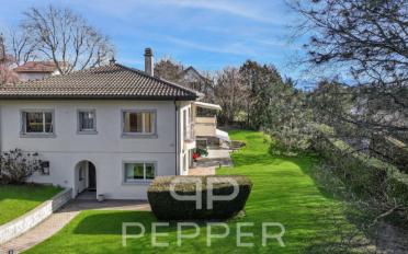 Villa 7.5 pièces - image - 1