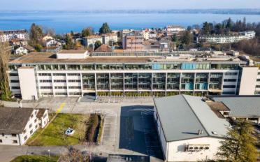 Commercial - image - 2