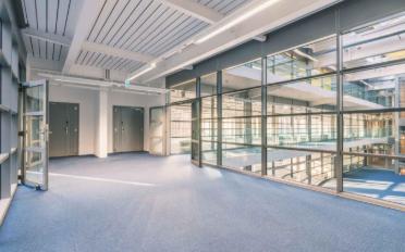 Commercial - image - 4