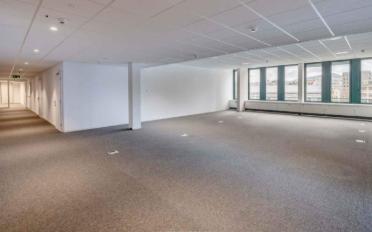 Office - image - 8