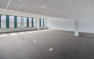 Office - image - 6