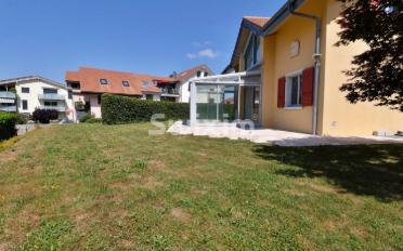 Villa 6.5 Zimmer - image - 1