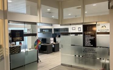 Shop - image - 2