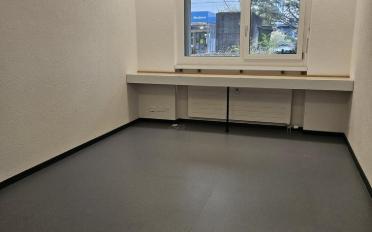 Office - image - 6