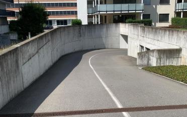 Moto Hallenplatz - image - 2