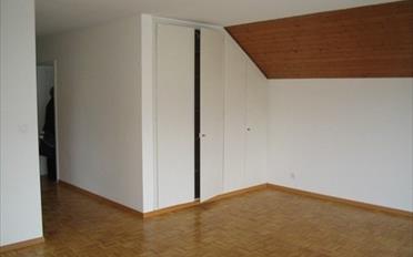 Apartment 4 rooms - image - 3