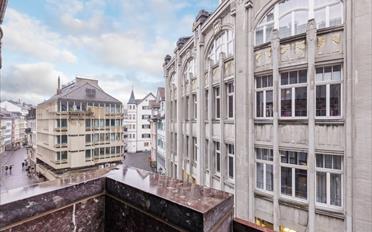 Office - image - 10
