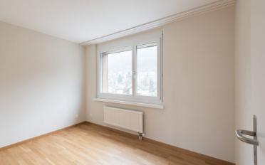 Apartment 4 rooms - image - 3