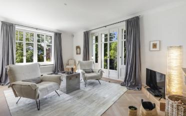 Einfamilienhaus 10.5 Zimmer - image - 8