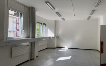 Office - image - 8