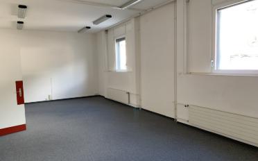 Office - image - 10