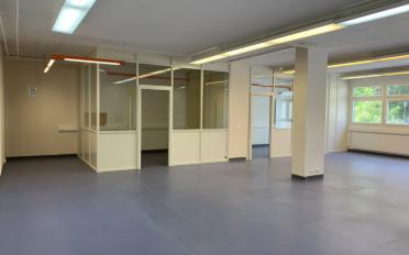Office - image - 11