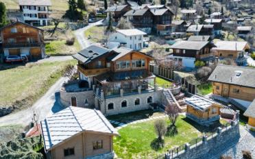 Chalet 5.5 pièces - image - 2