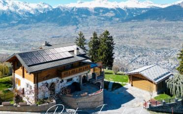 Chalet 5.5 pièces - image - 1