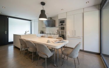 Reihenfamilienhaus 7.5 Zimmer - image - 3