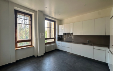 Apartment 6 rooms - image - 4