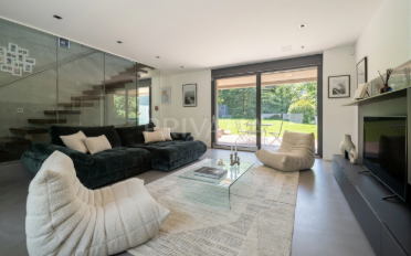 Maison contiguë 7.5 pièces - image - 1