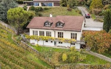 Villa 6.5 pièces - image - 1