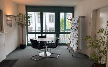 Bureau - image - 4