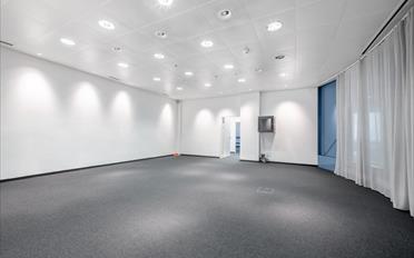 Office - image - 4