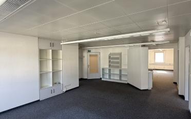 Office - image - 4